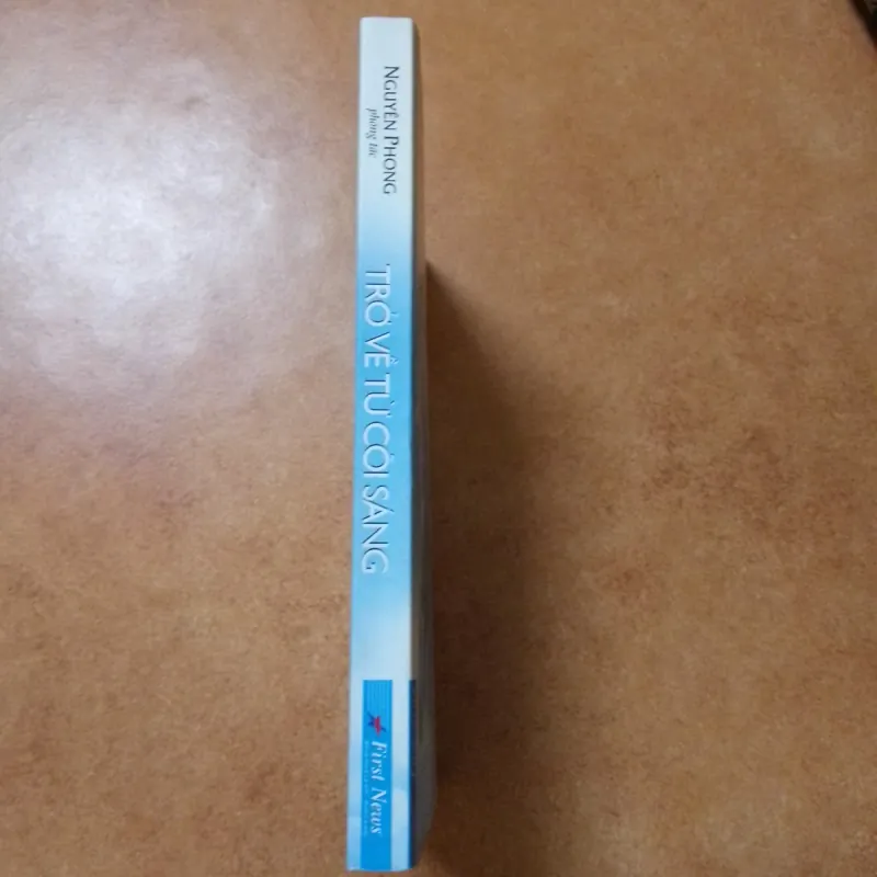 Trở về từ cõi sáng 746732