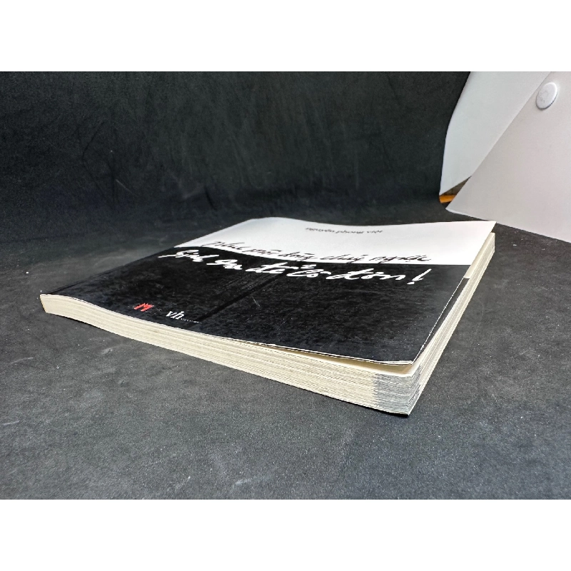 Như Một Dòng Chảy Ngược Sinh Ra Để Cô Đơn, Nguyễn Phong Việt, Mới 80% (Ố Nhẹ), 2015 SBM0803 913784