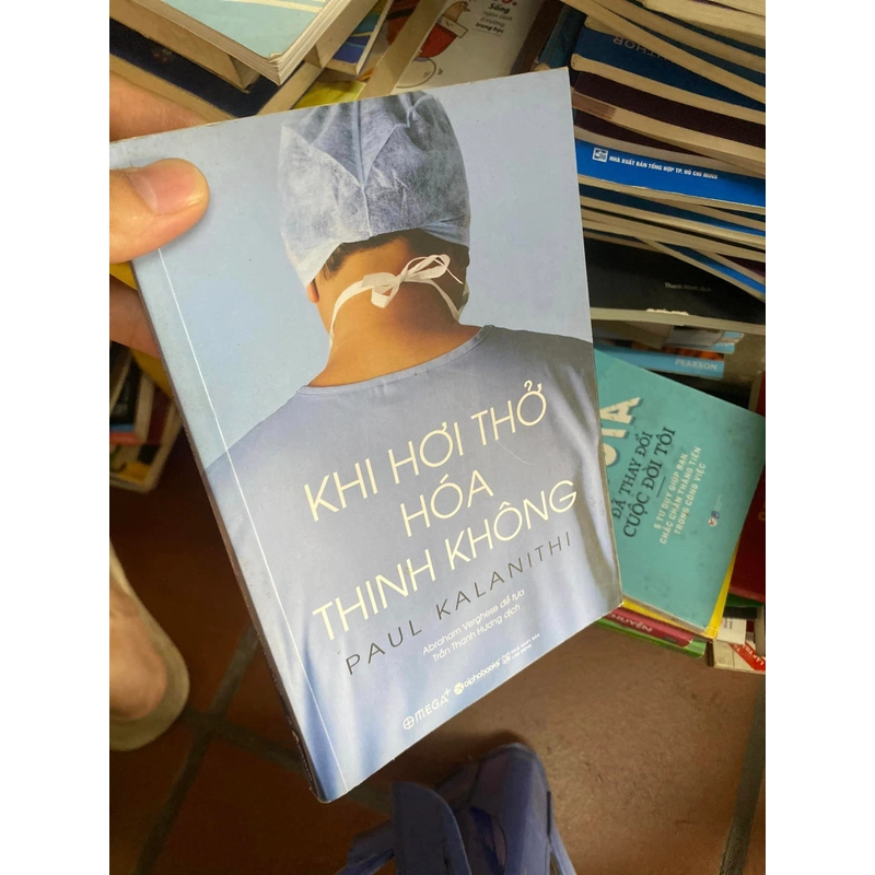 Sách cũ chính hãng Khi hơi thở hóa thinh không - Paul Kalanithi 308218