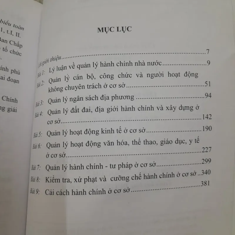 Giáo trình trung cấp chính trị- Quản lý hành chính Nhà nước. Học viện chính trị QGTPHCM 570942