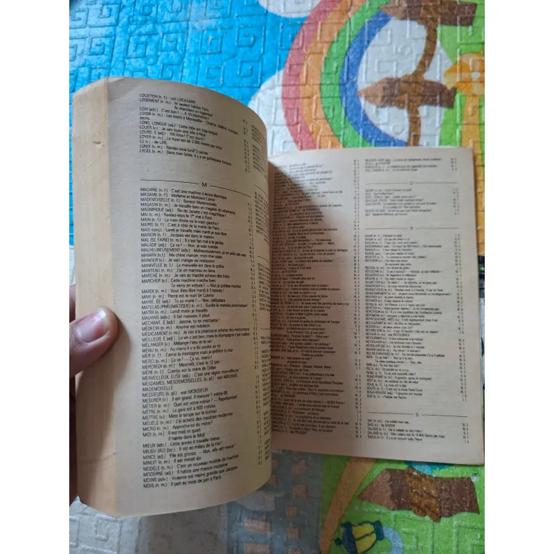 Sans Frontières 1001133