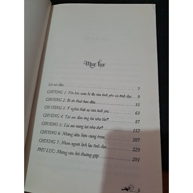 Vén bức màn bí ẩn của tình yêu và tình dục mới 80% bẩn bìa, ố nhẹ, tróc gáy, tróc bìa nhẹ 2015 Tiêu Tuyết Bình HCM1804 TÂM LÝ 918517