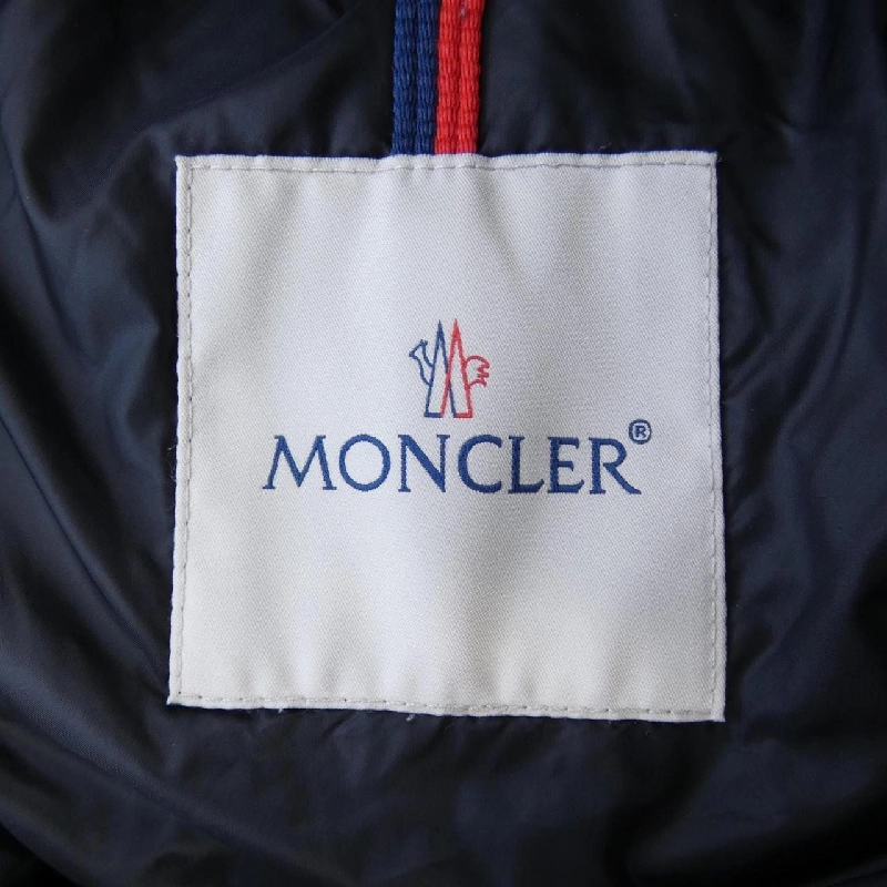 Áo khoác lông vũ MONCLER 634682