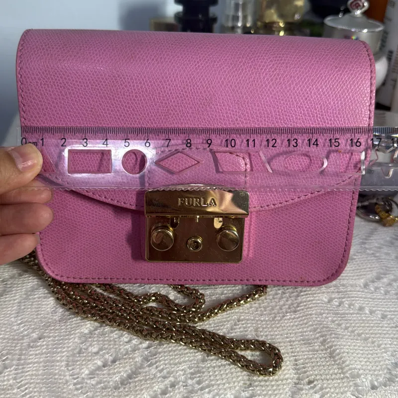 Túi Furla auth tặng kèm charm 993970