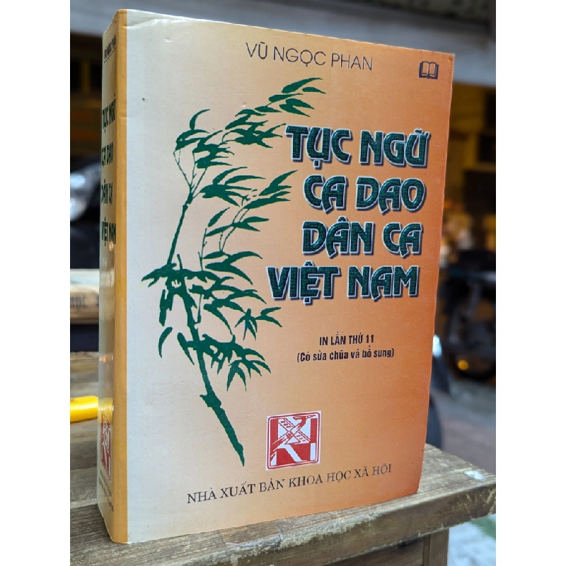 Tục ngữ ca dao dân ca Việt Nam - Vũ Ngọc Phan 128498