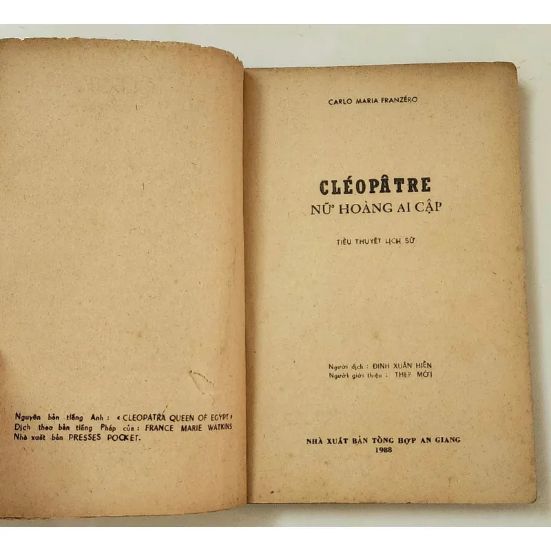 NỮ HOÀNG AI CẬP CLEOPATRA - Nhà văn Carlo Maria Franzero 709243