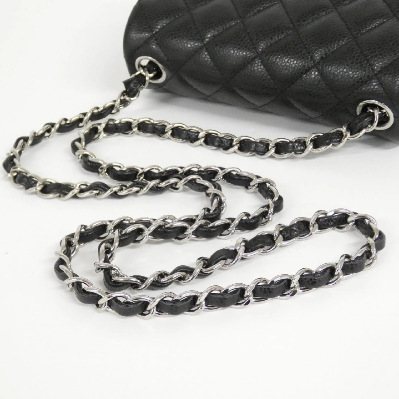 Túi xách chéo Chanel 35200 612168