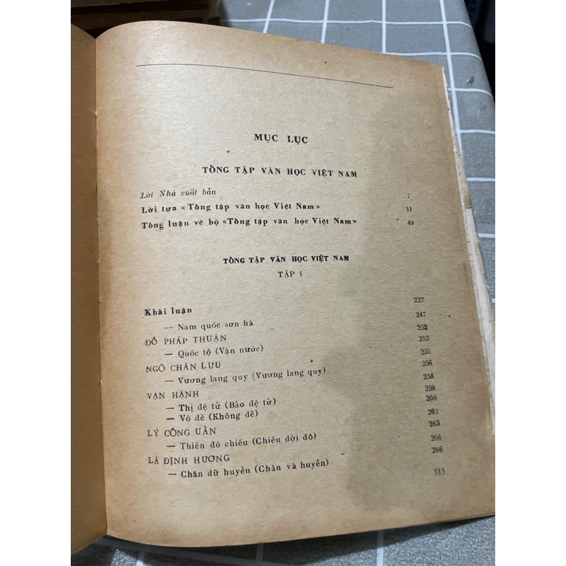Văn học viết từ thế kỷ 10 đến 1945, in nguyên văn Hán văn và dịch nghĩa ; 1980 552770
