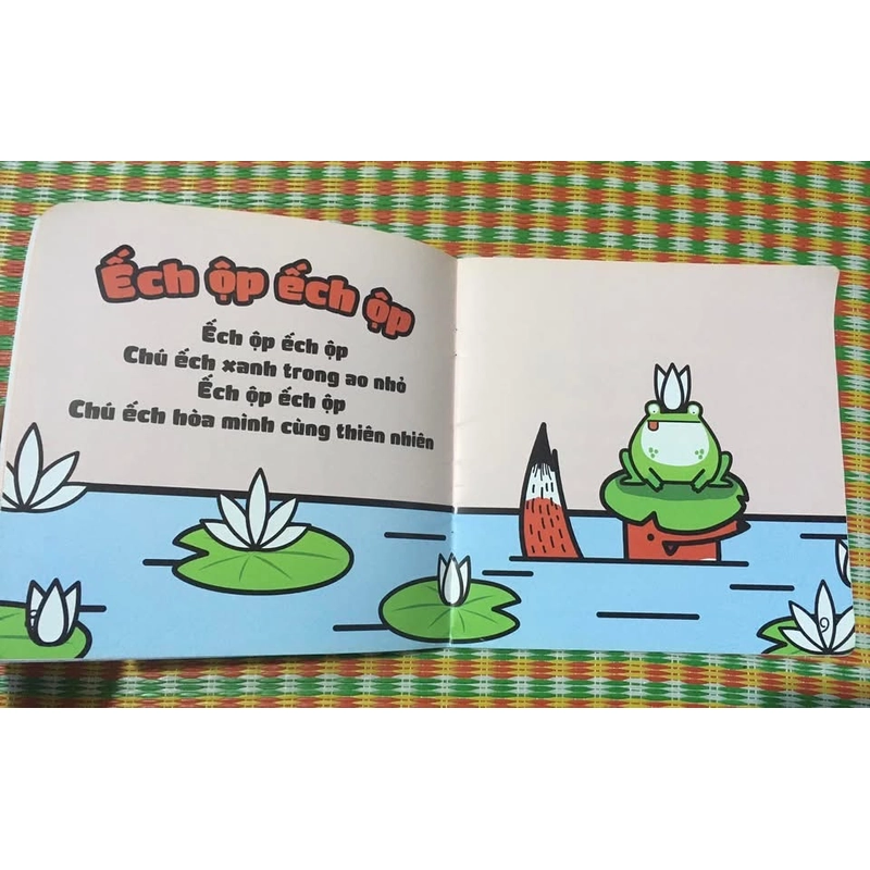 Ehon cho bé từ 0-6 tuổi - Rón rén rón rén 463313
