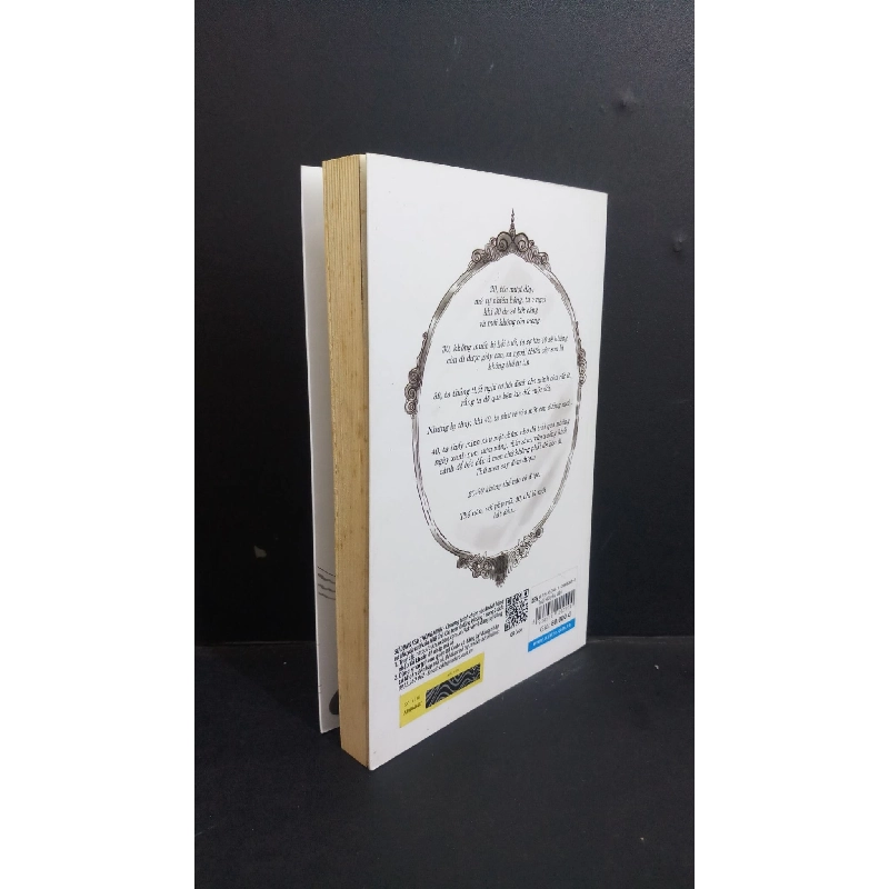 Tuổi 40 yêu dấu mới 80% ố bẩn 2017 HCM0412 ann lee TÂM LÝ 924703