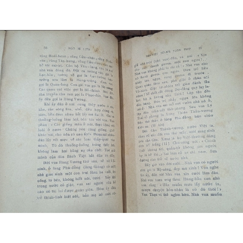 Đại Việt Sử Ký Toàn Thư Ngoại Kỷ - Ngô Sĩ Liên 561792