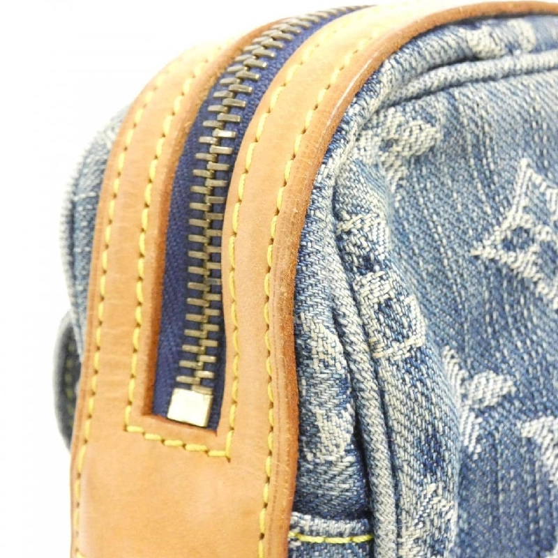 Túi đeo chéo denim monogram Louis Vuitton M95348 613404