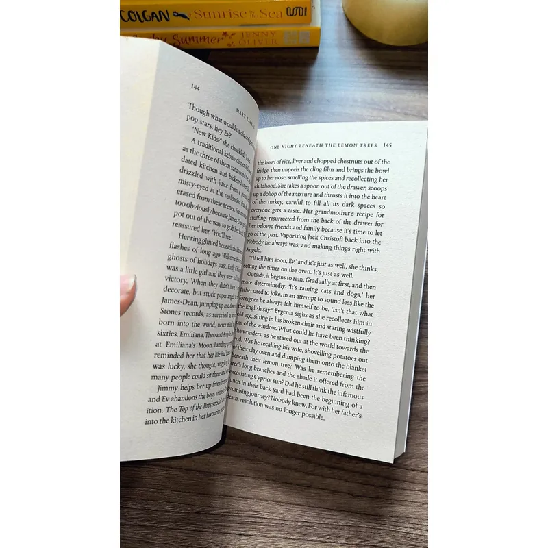 One night beneath the lemon trees  722860