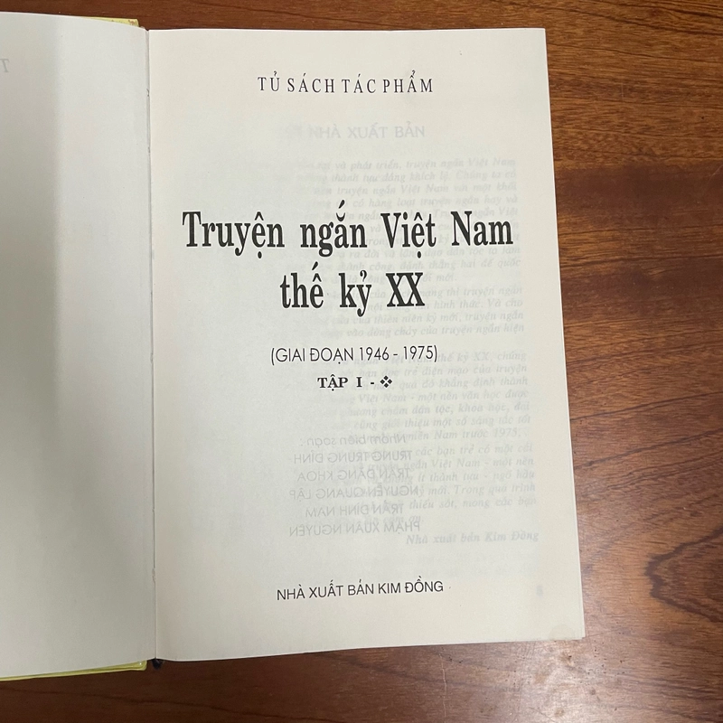 II Tựa sách: Truyện Ngắn Việt Nam Thế Kỷ XX _ Giai đoạn 1946 - 1975 (Tập 1) - 2002 479671