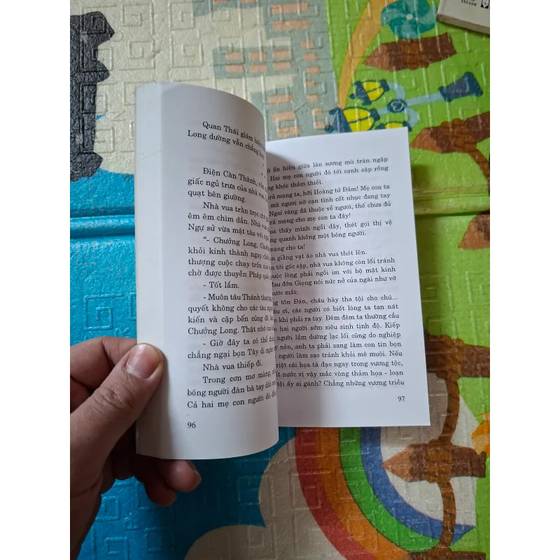 Người đẹp và Đức vua 792088