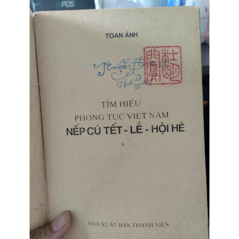 sách "Tìm hiểu Phong tục Việt Nam: Nếp cũ - Tết Lễ - Hội Hè".  546347