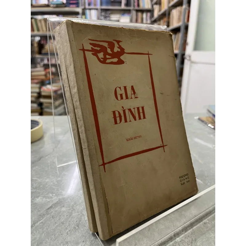 GIA ĐÌNH - KHÁI HƯNG (2 cuốn) 714515