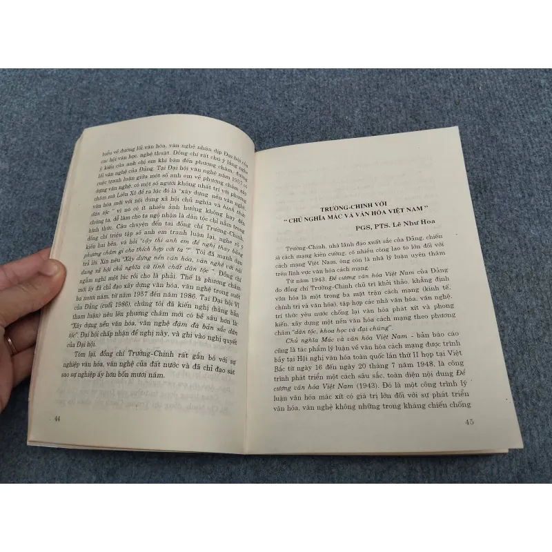 TRƯỜNG CHINH: NHÀ VĂN HOÁ, NHÀ TƯ TƯỞNG 990652