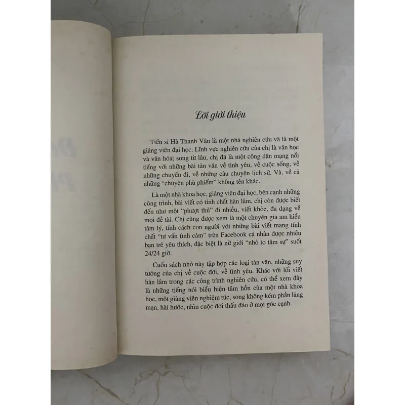 Đàn bà thì phù phiếm  991949