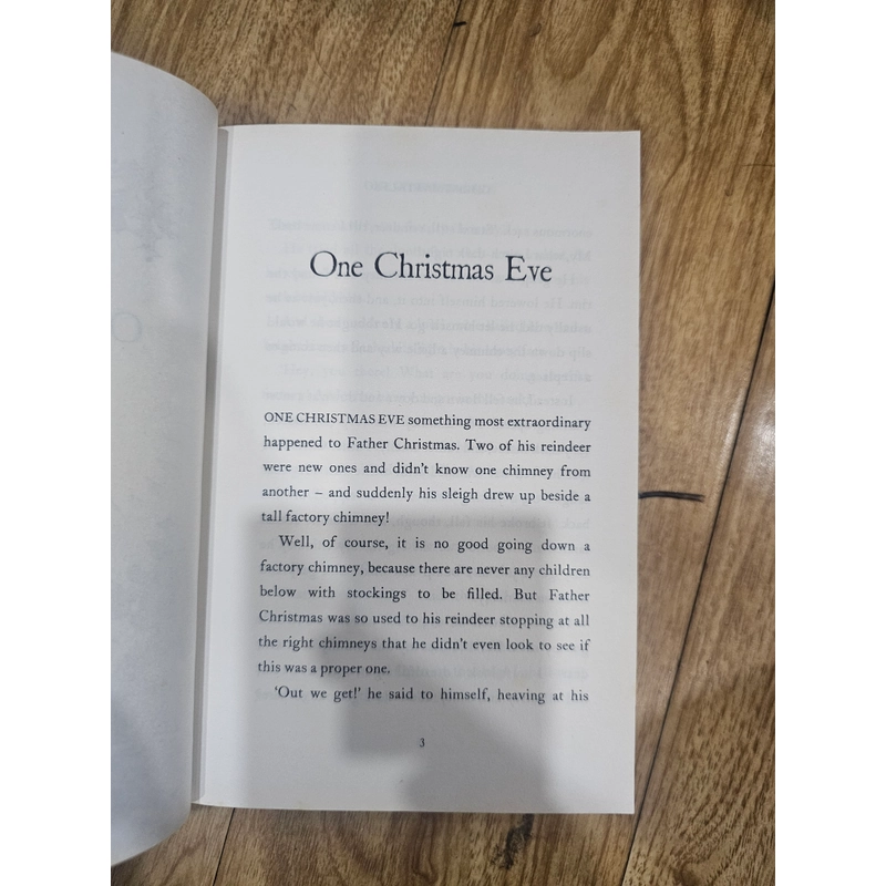 Christmas Tales (Sách tiếng anh) 528063