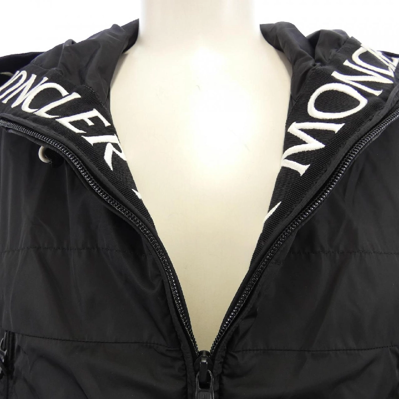 MONCLER MASSEREAU Jacket - Hàng hiệu Chính hãng 895941