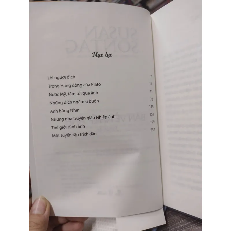 Sách: Bàn về Nhiếp ảnh Tác giả: Susan Sontag (A3) 597313