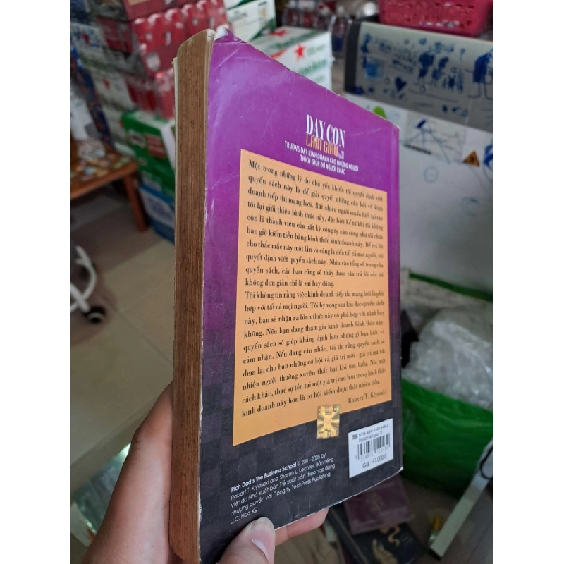 Dạy con làm giàu tập XI - trường dạy kinh doanh cho những người thích giúp đỡ người khác - Robert T. Kiyosaki - Sharon L. Lechter KỸ NĂNG HCM0910 920456