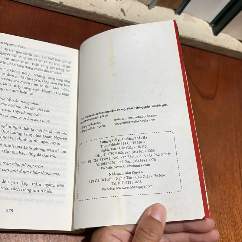 II Văn Học: Nguyễn Du _ Trên Đường Gió Bụi - Hoàng Khôi - 2002 801119