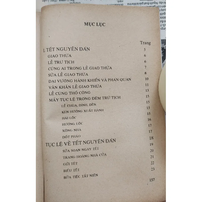 Toan Ánh - Tìm hiểu phong tục nếp cũ - Tết lễ - hội hè (164 trang) 726768