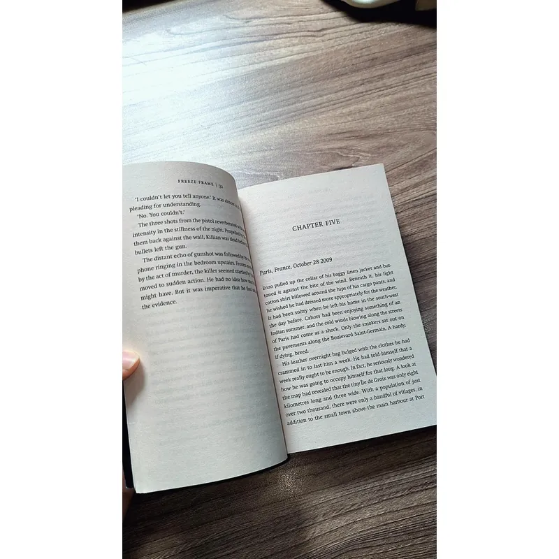 Freeze Frame - Peter May 722957