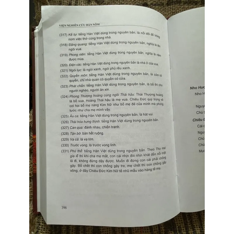 Truyện thơ Nôm dân tộc thiểu số Việt Nam - dân tộc Tày Nho Hương Chiêu Đức  1004264