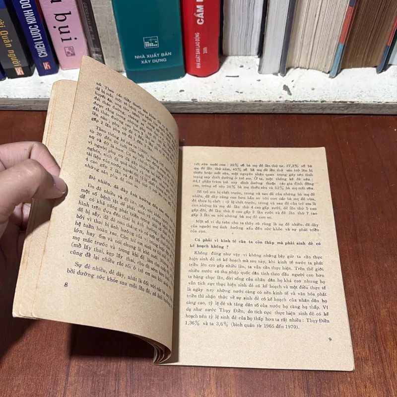 II Sách Xưa: Hỏi Đáp Về Sinh Đẻ Có Kế Hoạch - 1977 755382