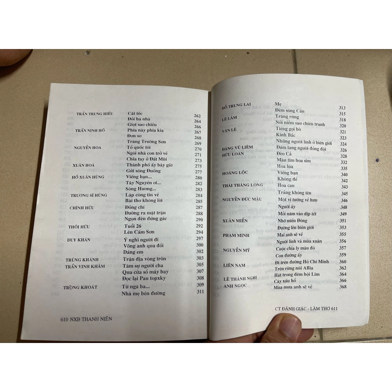 Chúng tôi đánh giặc và làm thơ 497330