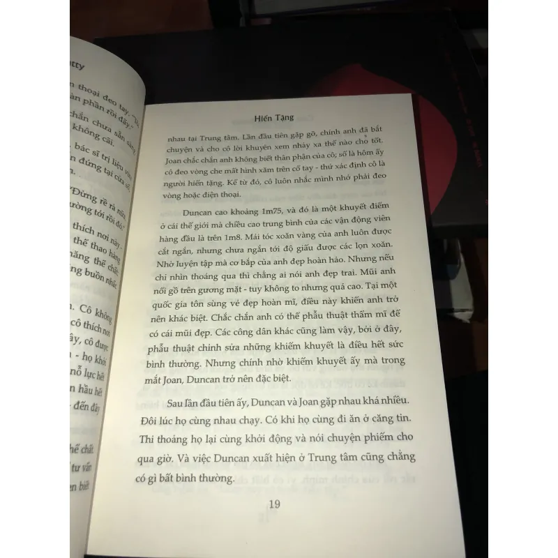 Hiến tặng - Cate C.Beatty 993649