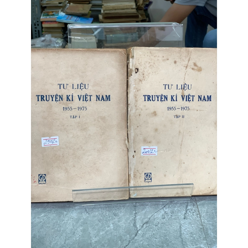 COMBO: Tư liệu TRUYỆN KÍ VIỆT NAM tập 1+2 337991