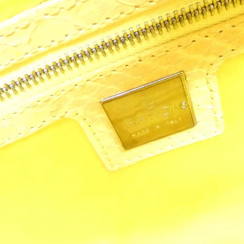 Túi xách vai Fendi Baguette 26424 - Hàng hiệu Authentic 767730