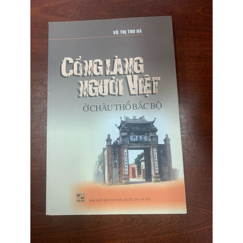 Cổng làng người Việt ở châu thổ bắc bộ  301953