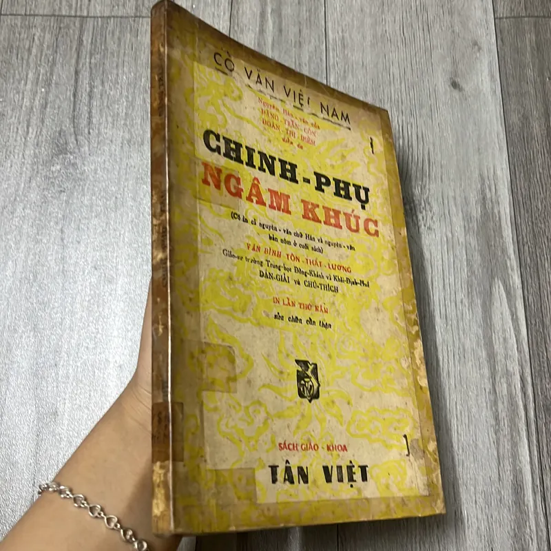 Chinh phụ ngâm khúc. 6b3 574976
