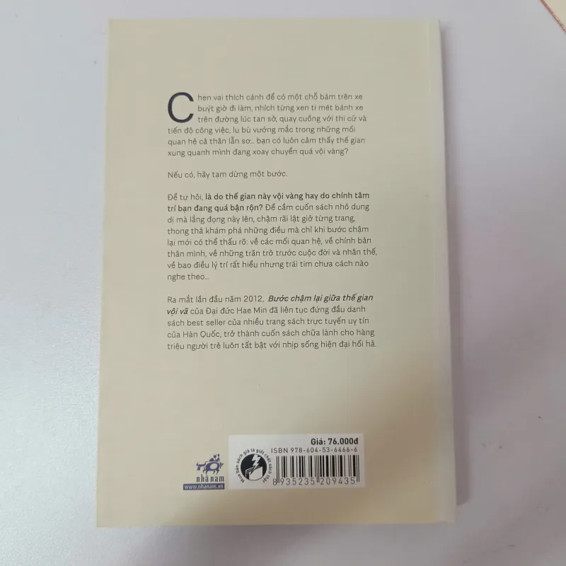Bước chậm lại giữa thế gian vội vã - Hae Min 927182