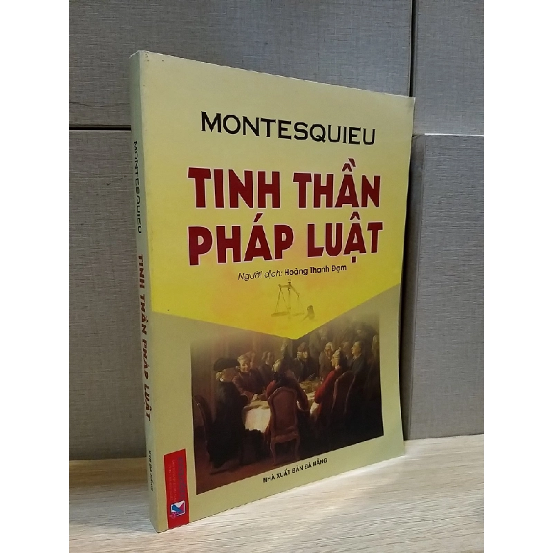 Tinh thần pháp luật - Montesquieu 528665