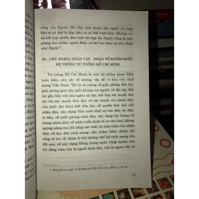 Tư tưởng nhân văn Hồ Chí Minh với việc giáo dục đội ngũ cán bộ, đảng viên hiện nay 778225