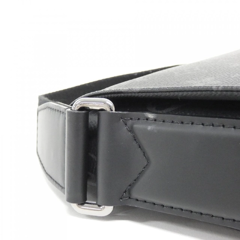 Túi đeo vai Louis Vuitton Monogram Eclipse District PM M44000 613117