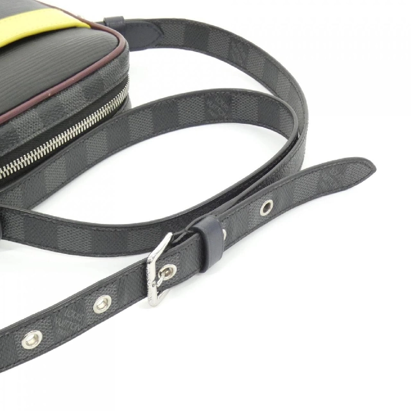 Túi xách chéo Louis Vuitton Epi + Damier Graphite Danube Slim M55100 - Hàng hiệu Chính hãng 769721