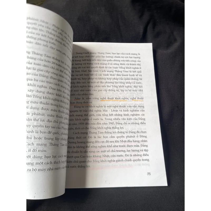 GIÁO TRÌNH ĐƯỜNG LỐI CÁCH MẠNG CỦA ĐẢNG CỘNG SẢN VIỆT NAM 1025936