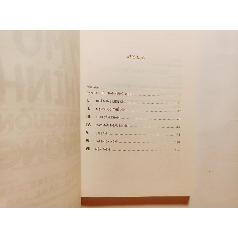 7 Mô Hình Khởi Nguồn Ý Tưởng - Steven Johnson

 444919
