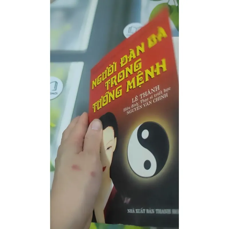 Người Đàn Bà Trong Tướng Mệnh - Lê Thành 727384