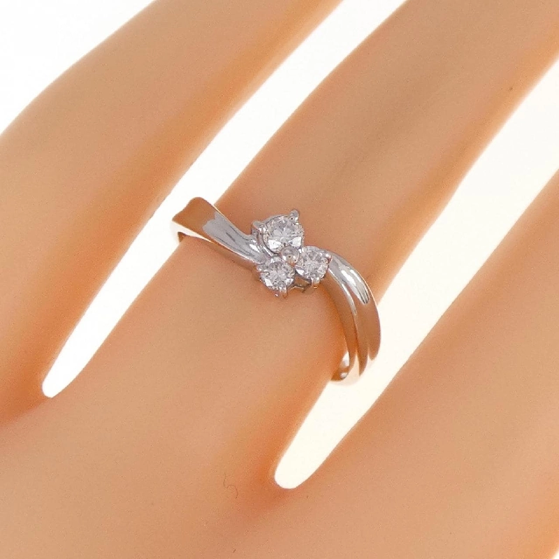 Nhẫn kim cương PT 0.20CT 672070