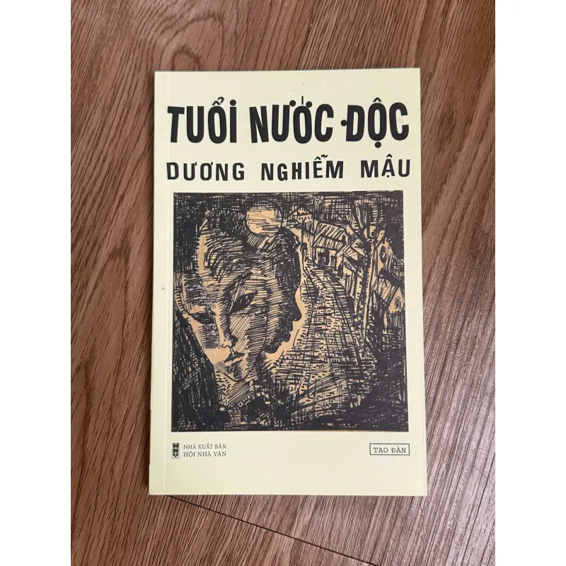 Tuổi Nước Độc - Dương Nghiễm Mậu 788610