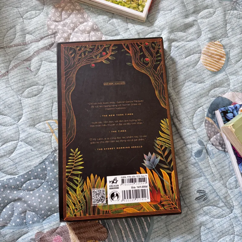 Trăm năm cô đơn - Gabriel García Márquez 763765