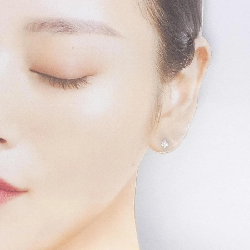 K18WG Bông tai kim cương 0.10CT một bên - Hàng hiệu Chính hãng 865571